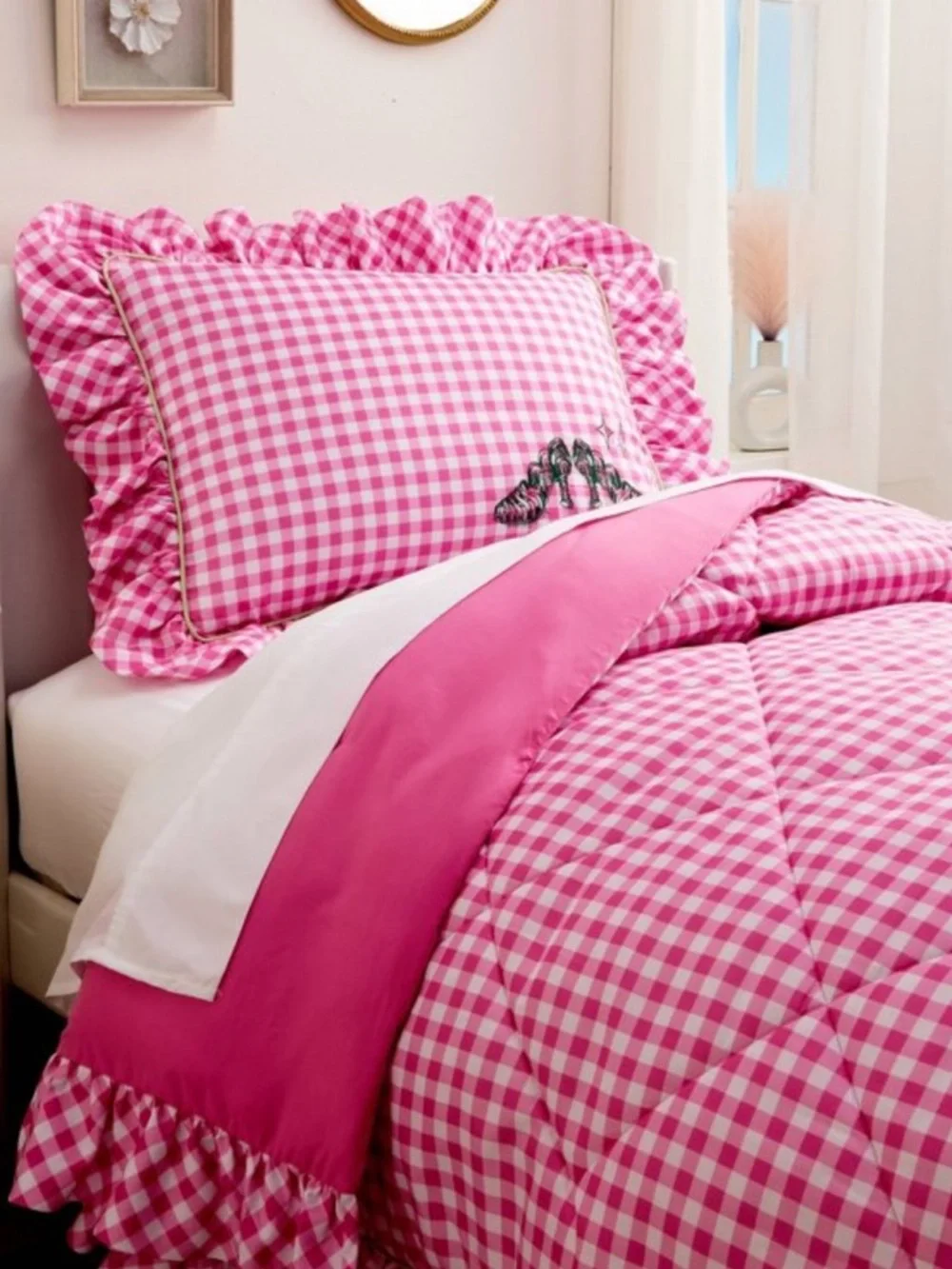 WICKED NWT For Good x Katie Kime Twin gingham Comforter set
